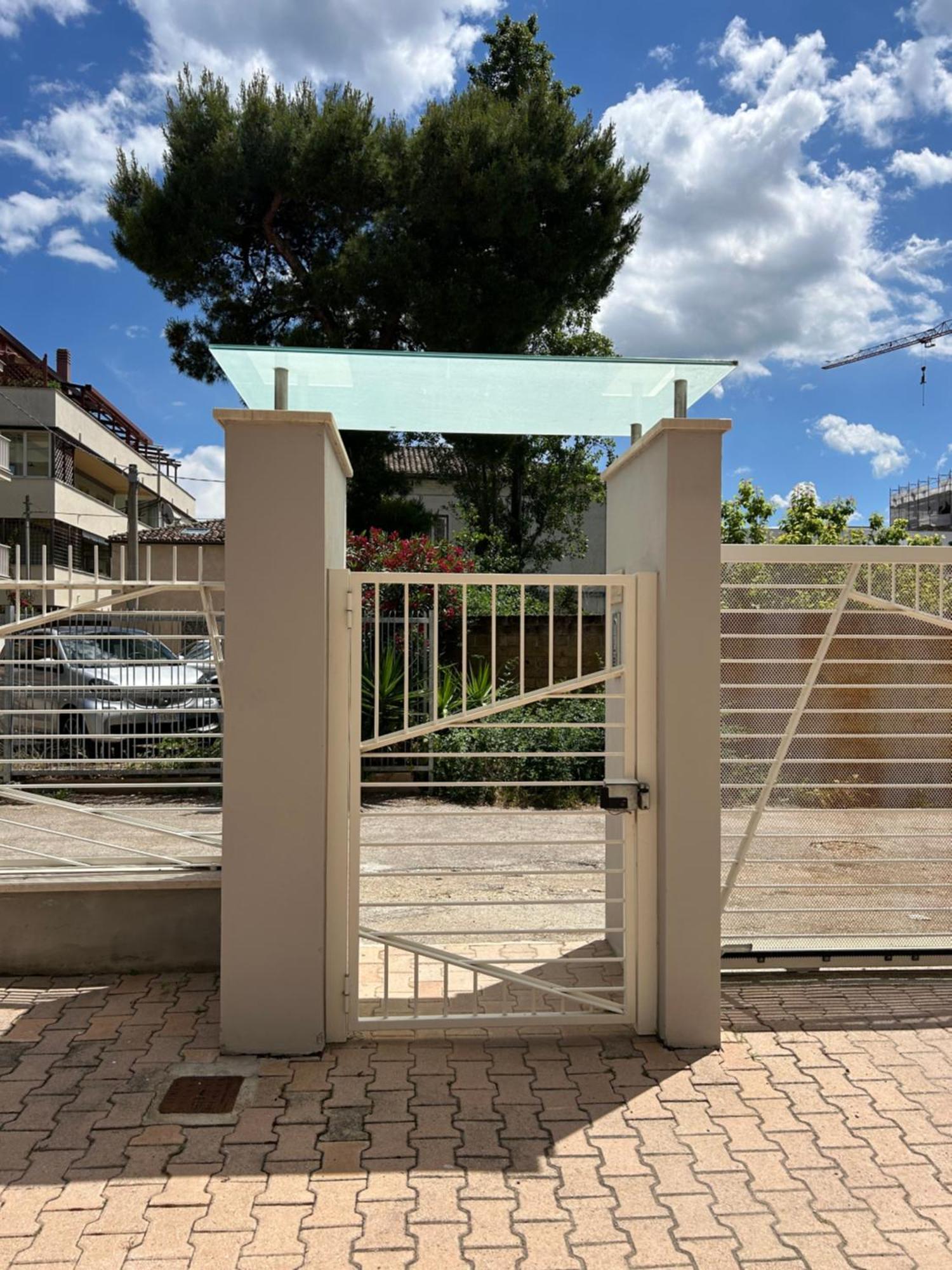 Appartamento Zona Residenziale, Due Passi Dal Mare Pescara Zewnętrze zdjęcie